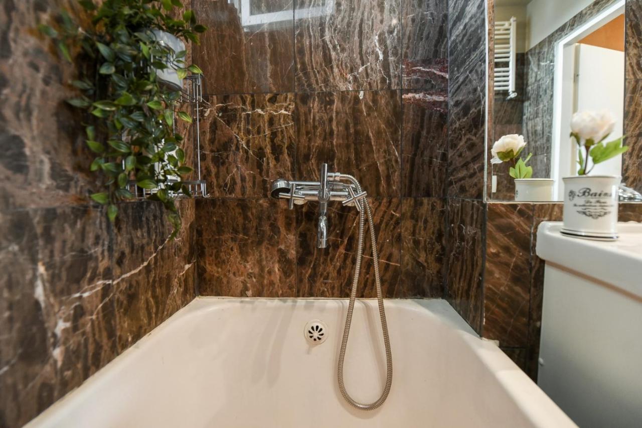 Spectacular Views & Modern Comfort: Your Dream Duplex In Central Bucharest Apartment Ngoại thất bức ảnh
