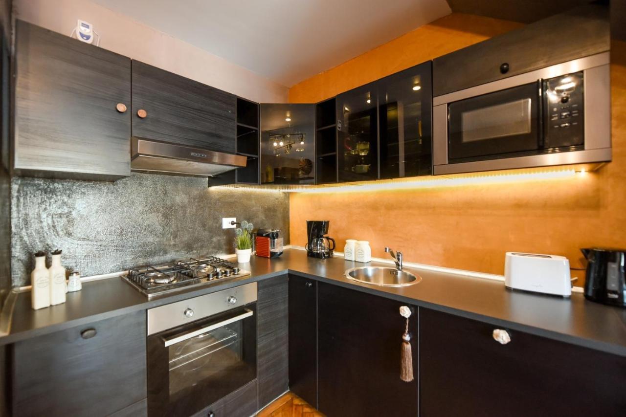 Spectacular Views & Modern Comfort: Your Dream Duplex In Central Bucharest Apartment Ngoại thất bức ảnh
